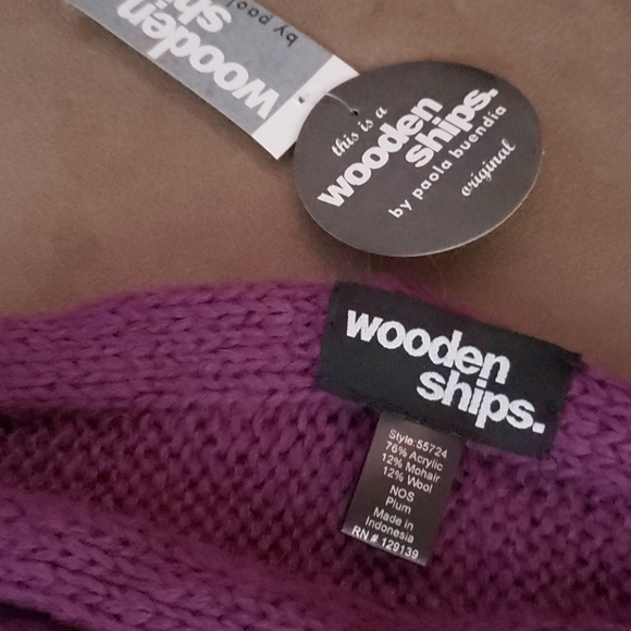 Scarf - Picture 5 of 6